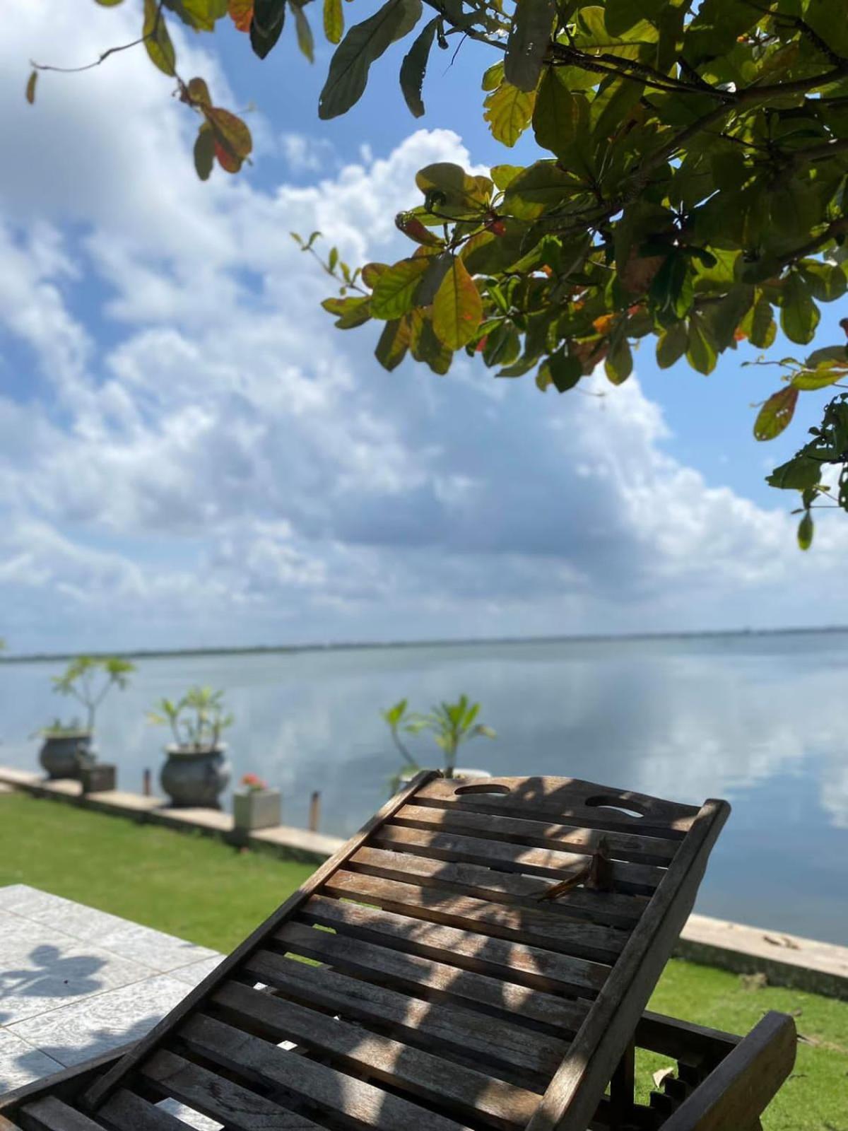 Lagoon Bay Resort Негомбо Экстерьер фото